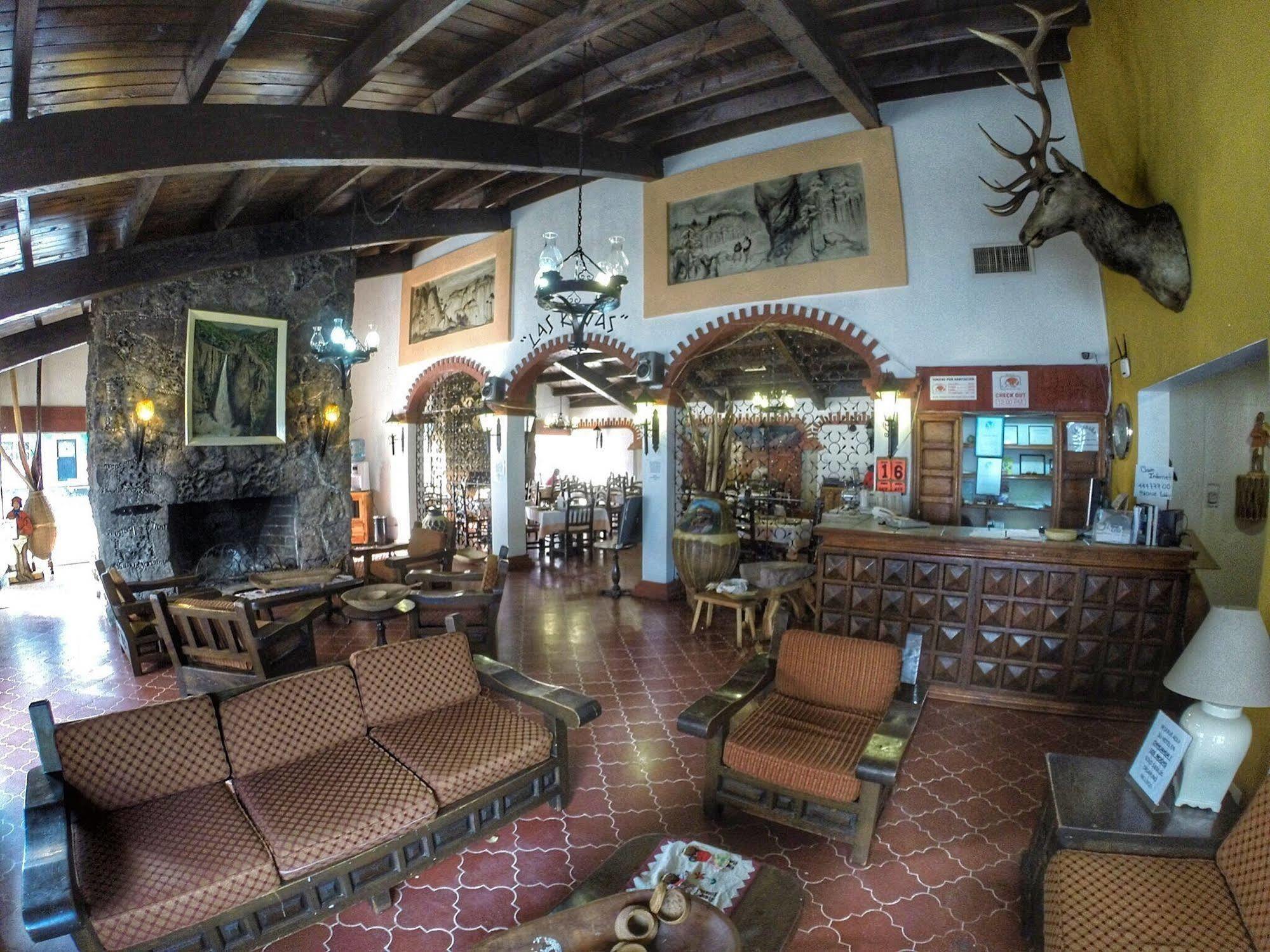 Hotel Parador Santa Cruz Creel Extérieur photo